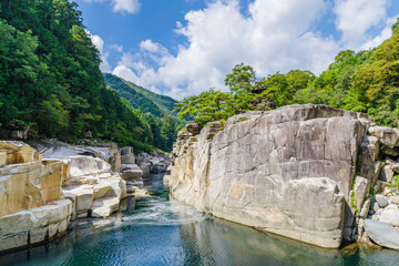 寝覚の床（長野県木曽郡上松町）