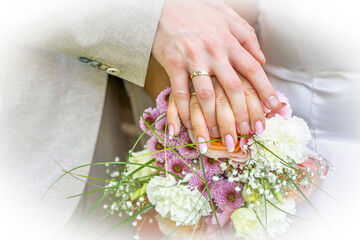 bride holding wedding bouquet