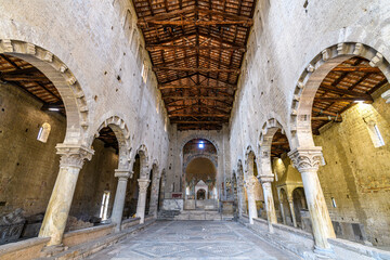 Chiesa di San Pietro, Tuscania
