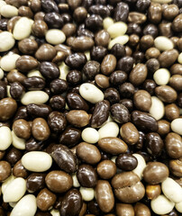 Peanuts with chocolate