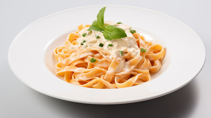 Plat de p&acirc;tes italiennes, tagliatelles avec une sauce au fromage, au poivre et aux herbes. Assiette bien garnie, plat copieux et d&eacute;licieux. Cuisine italienne. Pour conception et cr&eacute;ation graphique.