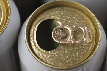 Ready-to-drink canned beer for refreshment	