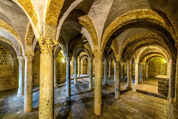 Tuscania, cripta della chiesa di San Pietro