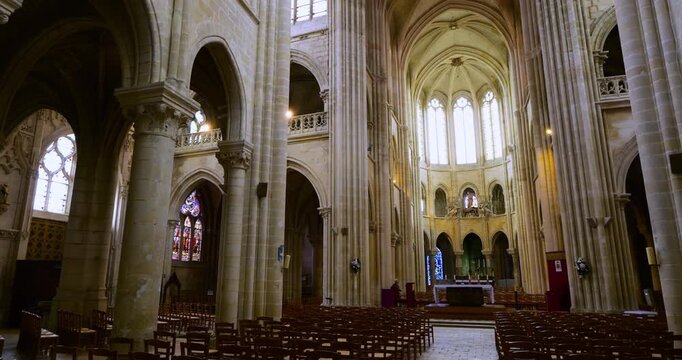 Notre Dame Senlis cathedral, Oise department, Picardy, France