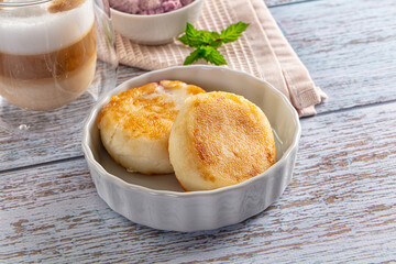 Fried homemade cottage cheese syrniki