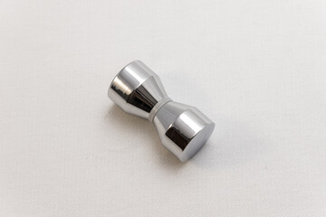 manija para la puerta, Aberturas, herrajes, picaportes de metal, lijas, discos 