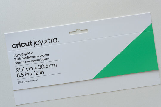 cricut joy xtra light grip mat packaging on blank paper