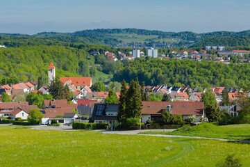Albstadt-Tailfingen mit Blick auf Langenwand und Stiegel, Zollernalbkreis (Schw&auml;bische Alb)