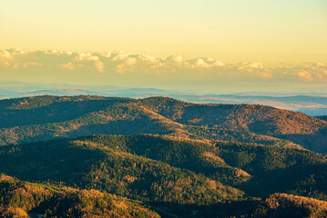 mountain peaks in the light of the setting sun © Robert
