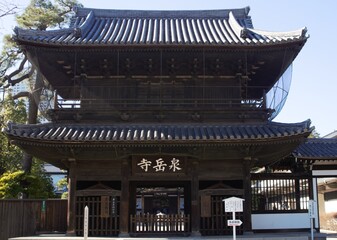 泉岳寺山門