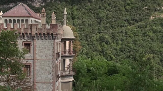 Cercs abandoned Count F&iacute;gols Olano mansion tower trees zoom