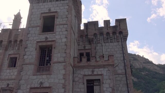 Cercs abandoned Count F&iacute;gols Olano mansion tower windows
