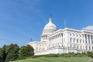 US Capitol building under blue skies