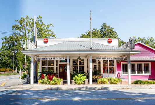 Flat Rock, North Carolina, USA-7 September 2025: Main intersection of Flat Rock, showing small group of stores. Home of Carl Sandburg