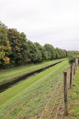 Blick auf die Emscher im Dortmunder Ortsteil Mengede