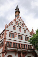 Blick in die Altstadt von Weinheim in Baden-Württemberg	