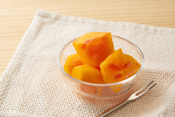 カットフルーツ（柿）のイメージ