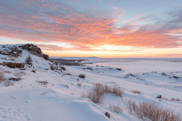 breathtaking sunset scene over iceland glaciers warmth and colors of sky
