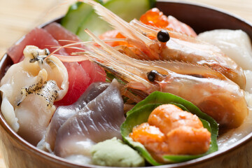 海鮮丼