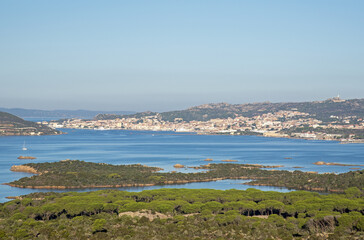 Scorcio isola La Maddalena fotografato da Caprera