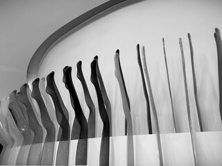 Collants exposés dans un magasin.