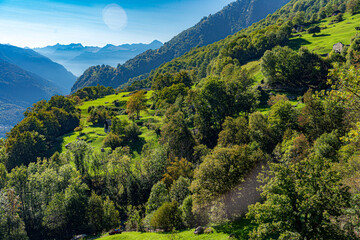 CH / Engadin / Bergell / Soglio; grandiose, märchenhafte Berglandschaft im Engadin; Blick vom Bergdorf SoglioBergell, Soglio