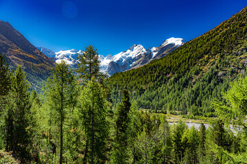 Blick auf den Piz Bernina bei klarer Bergluft