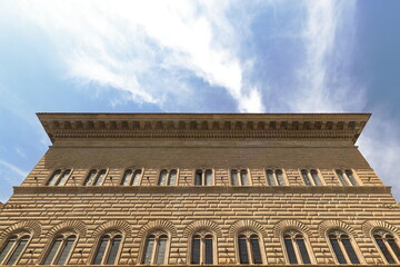Palazzo Strozzi Palace second and third floors of rusticated walls with two rows of elegant mullioned windows on string courses. Florence-Tuscany-358 © rweisswald