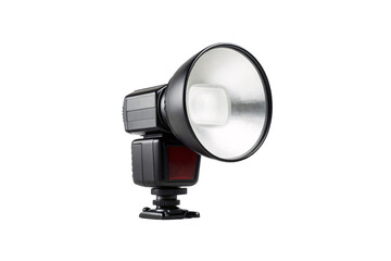 Camera flash unit with circular reflector and hot shoe mount for photography, isolated on a transparent background