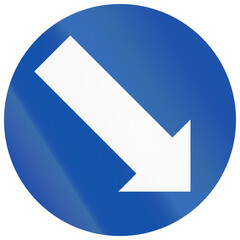 Historic road sign in Finland - Keep right (1957-1957)