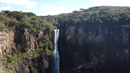 Cachoeira Gigante 