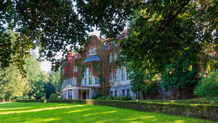 Pałac Lężany  © Wojciech Lisiński