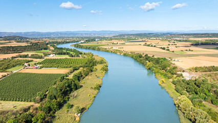 Rivi&egrave;re de l'Is&egrave;re sous le soleil vu depuis Romans dans la Dr&ocirc;me 