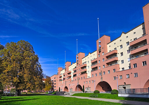 Karl Marx Hof Apartment complex, Vienna, Austria