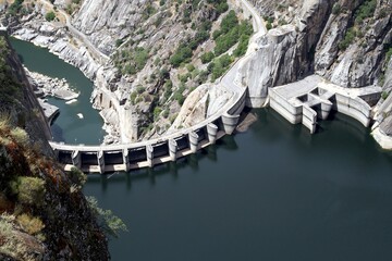 The Aldeadávila Dam, also known as Salto of Aldeadávila, is a hydroelectric engineering project...