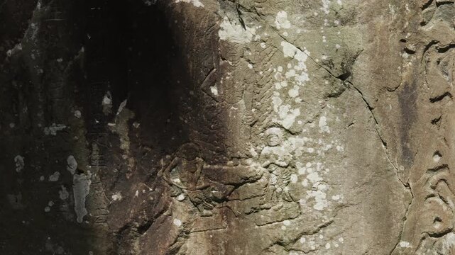 鎌倉時代より点在する「落合摩崖仏」和歌山県橋本市 奈良県五條市