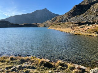 Lake Culuonnas, Guglia Lake or Julier Lake, Canton of Grisons, Switzerland - Lej da las Culuonnas or Lej dal Güglia (Lej dal Gueglia oder Juliersee), Julierpass - Schweiz
