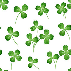 Green clover leaf on white background seamless pattern design element. Hand drawn shamrock leaves watercolor illustration floral decoration