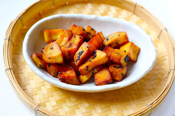 Daigaku imo with black sesame