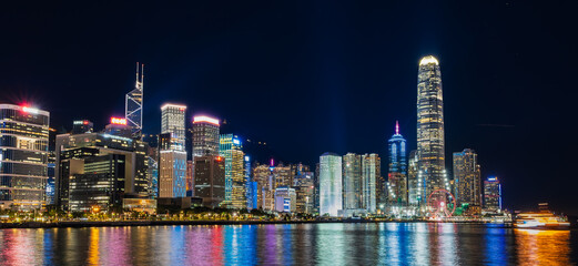 香港　ビクトリア・ハーバー　夜景