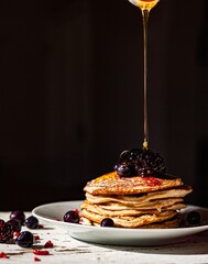 pancakes with honey