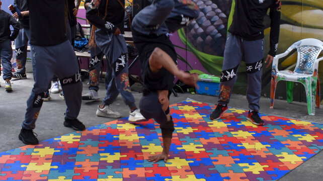 Comuna 13, medellin, Kolumbien, parkour, 