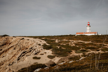 Latarnia Portugalia klif Portugal © Emilia