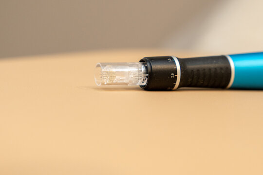 microneedling procedure equipment