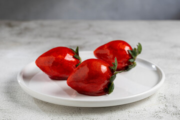 Strawberry of Love. Dessert made with strawberrie, white brigadeiro, and crunchy caramel.