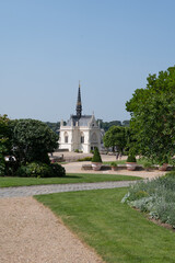 Chapelle Saint-Hubert dans le parc du Ch&acirc;teau d'Amboise, Val de Loire, France, Europe
