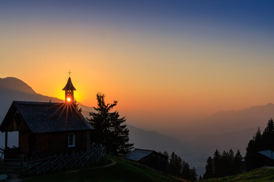 Rellseck bei Sonnenuntergang