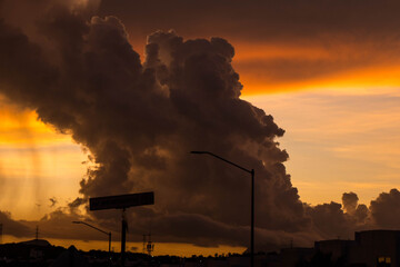 atardecer en la ciudad