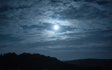 Fototapeta premium full moon over the sea