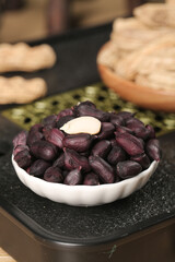 Yunnan Black Selenium-Enriched Peanuts and Dried Cereals Grains Healthy Organic Food Ingredients